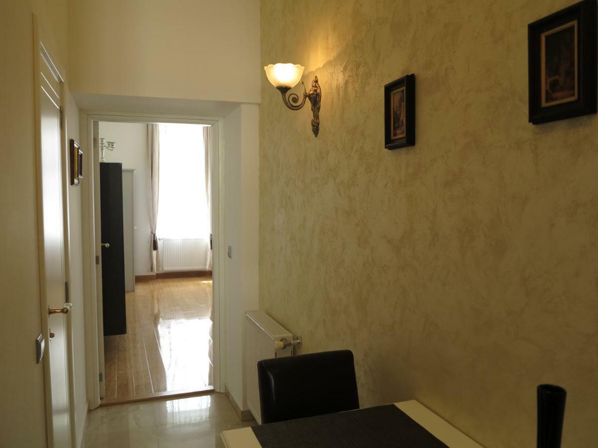 Small Luxury Kapitol Apartament Wiedeń