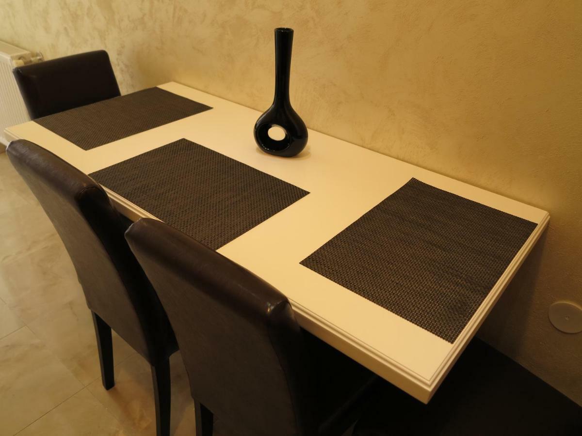 Small Luxury Kapitol Apartament Wiedeń